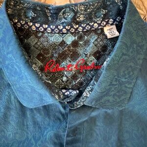 Robert Graham short sleeve shirt
